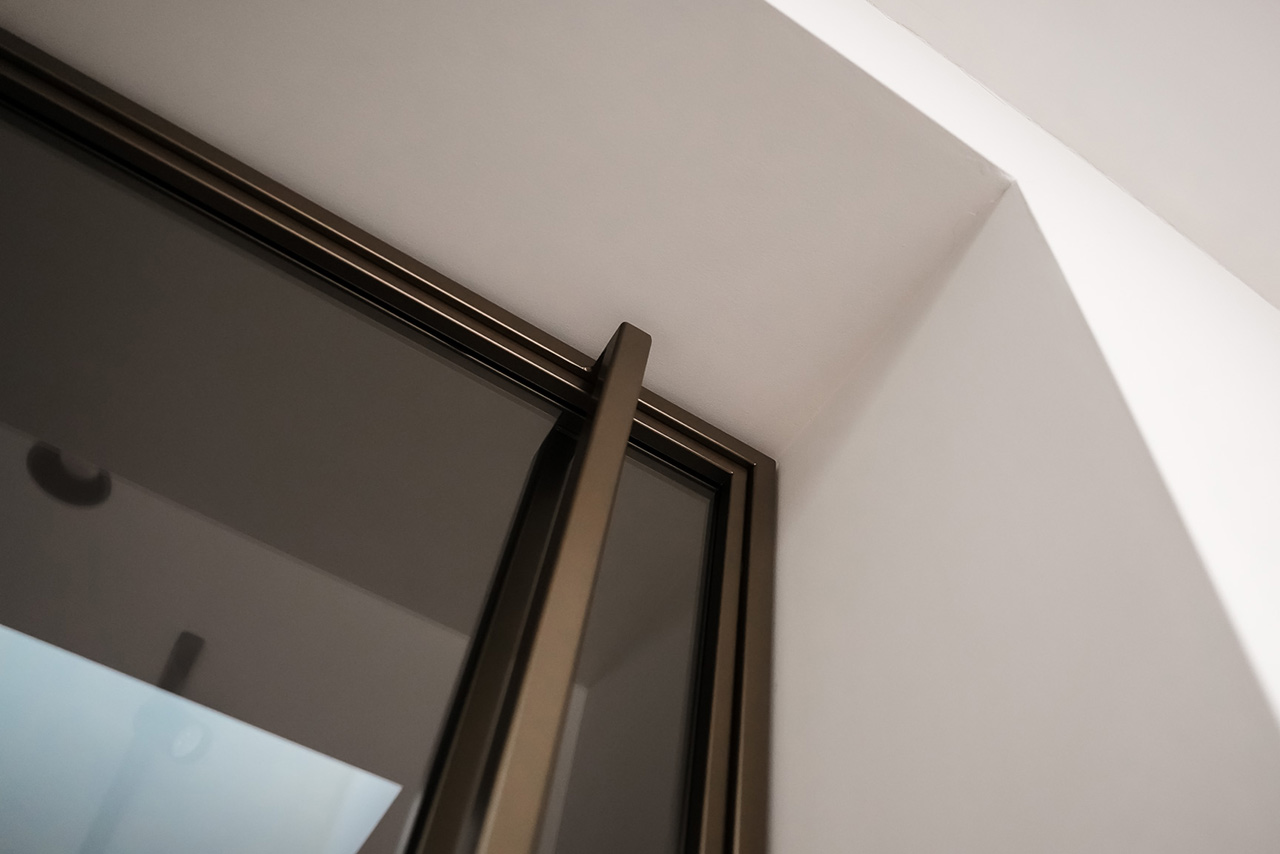 Detailfoto taatsdeur staal