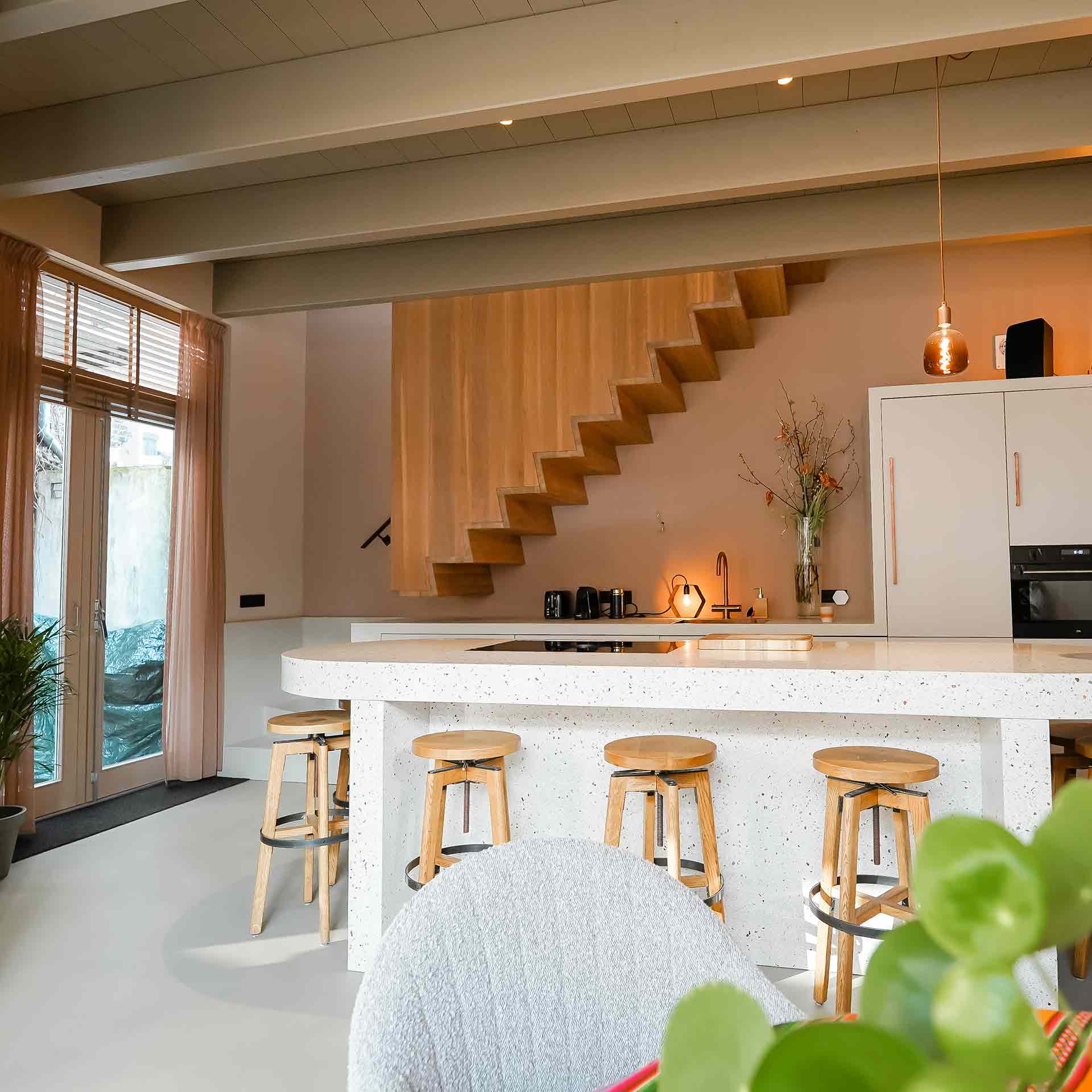 Houten trap op maat Houten trap op maat