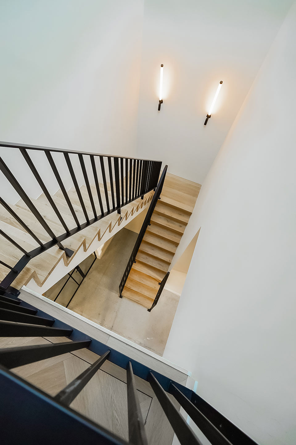 Maatwerk houten trappen Maatwerk houten trappen