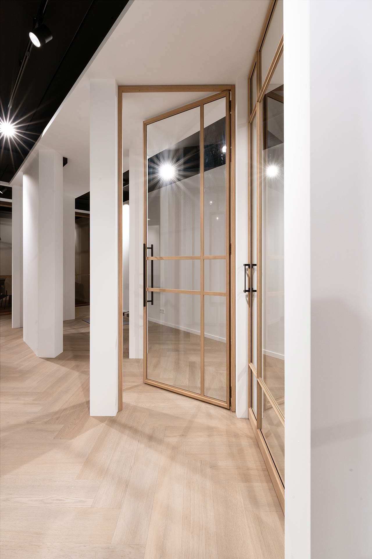 scharnierdeur fineer