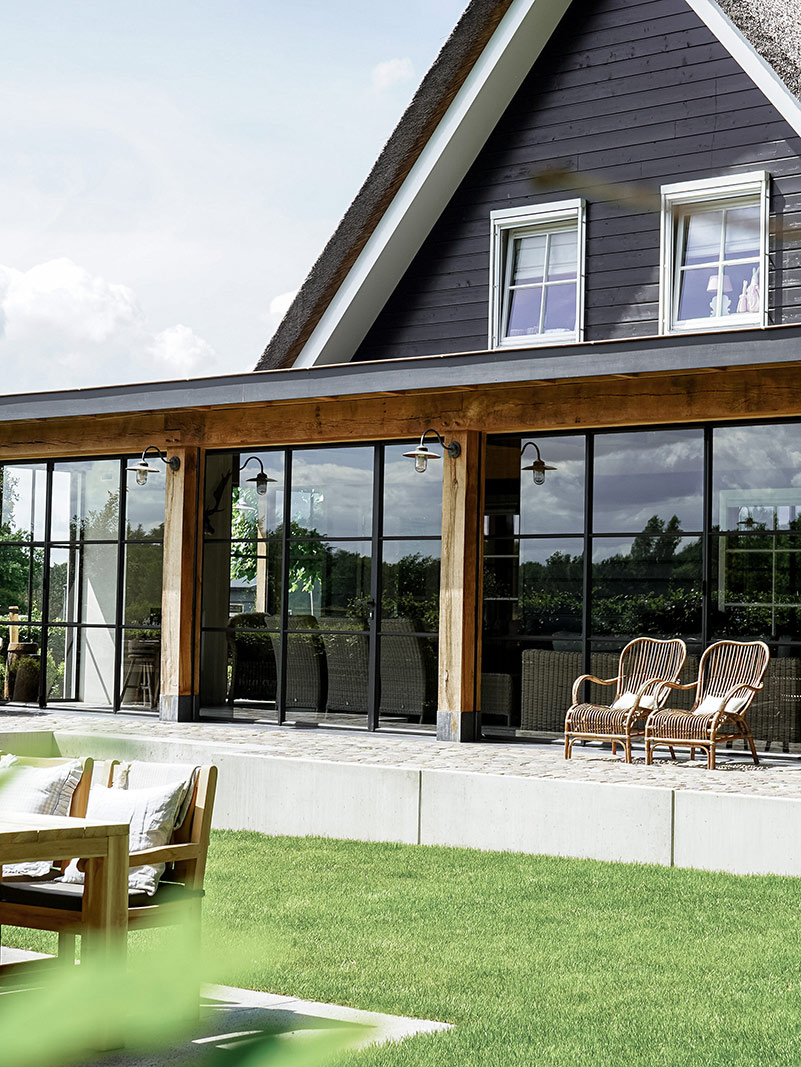 Stalen buitenpui Stalen buitenpui