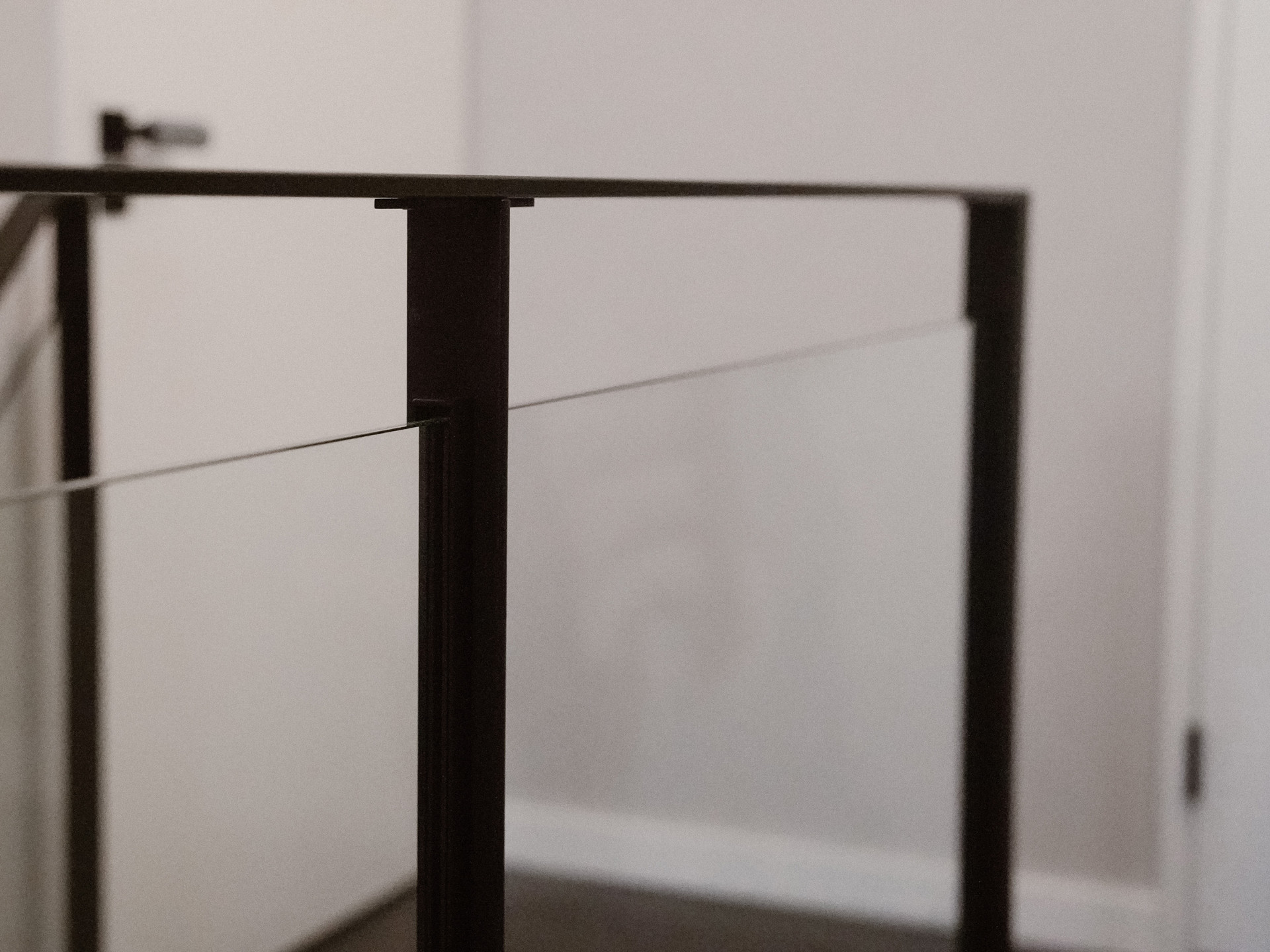 Stalen balustrade met glas