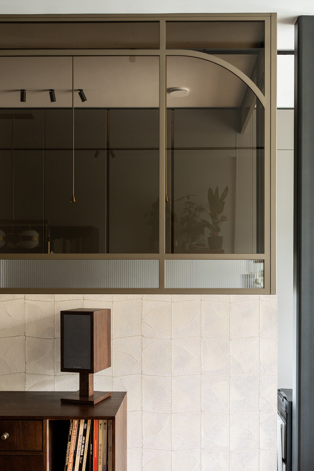 Stalen wand met getoogde roede van Steellife